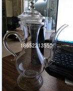 熊猫体育厂玻璃制品的造型